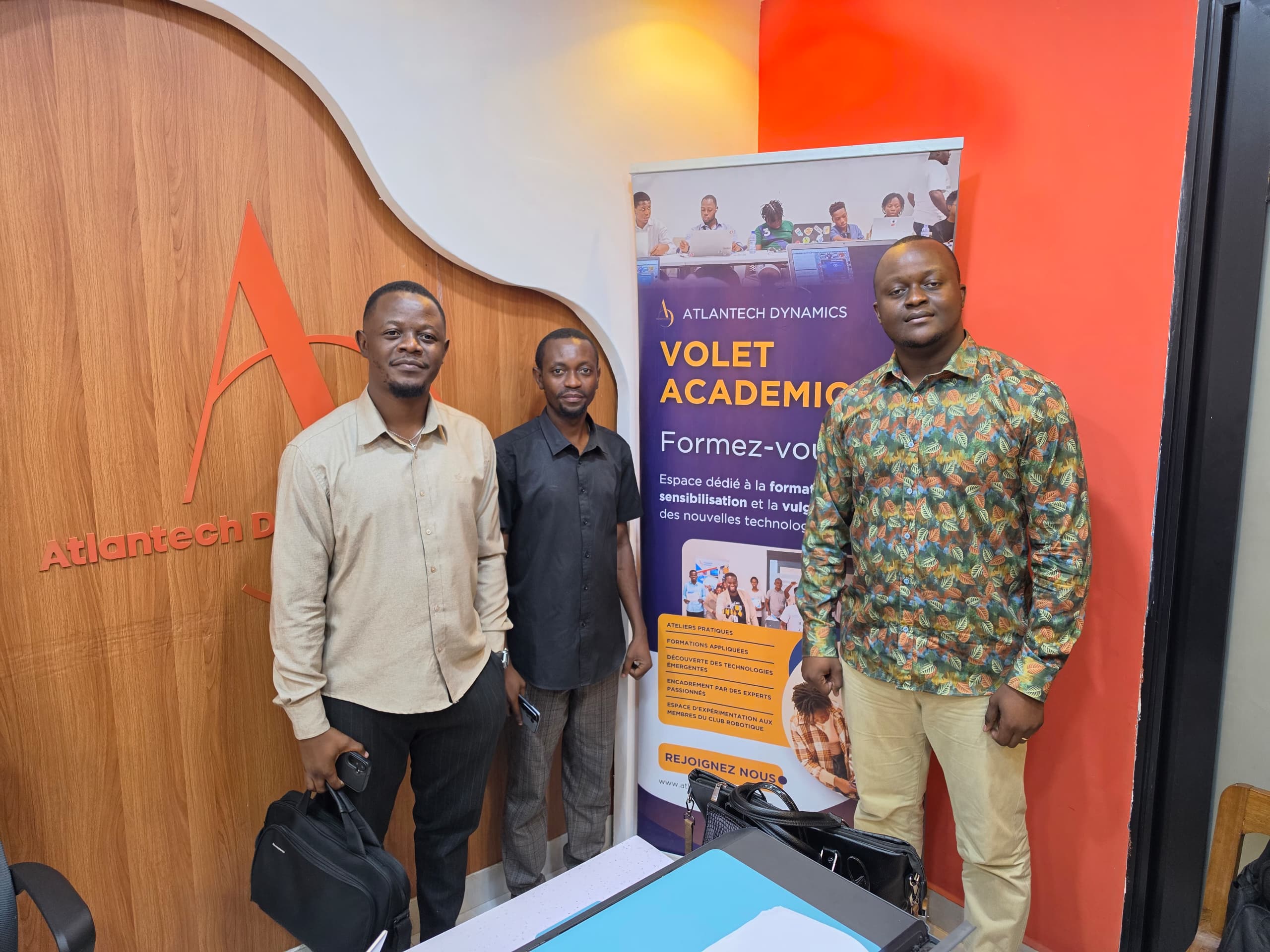 Souveraineté Technologique et Innovation : L’IGSC et ATLANTECH DYNAMICS scellent les bases d’un partenariat stratégique pour la jeunesse congolaise